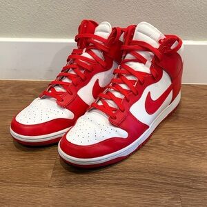 Nike Dunk High Retro